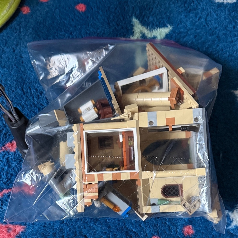 Harry Potter Hogwarts Astronomy Tower - Picture 2 of 8
